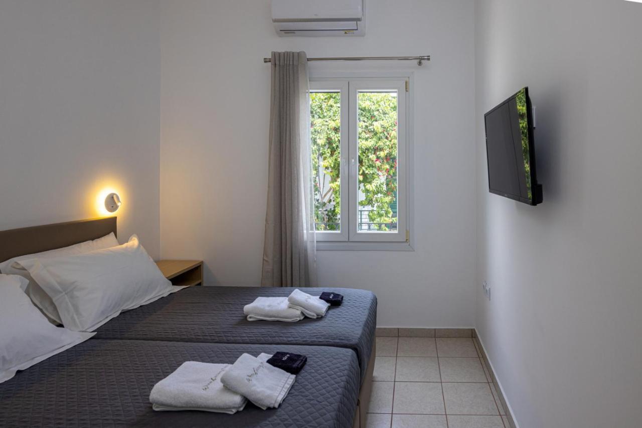 White Holidays Project Downtown Tinos Exterior photo